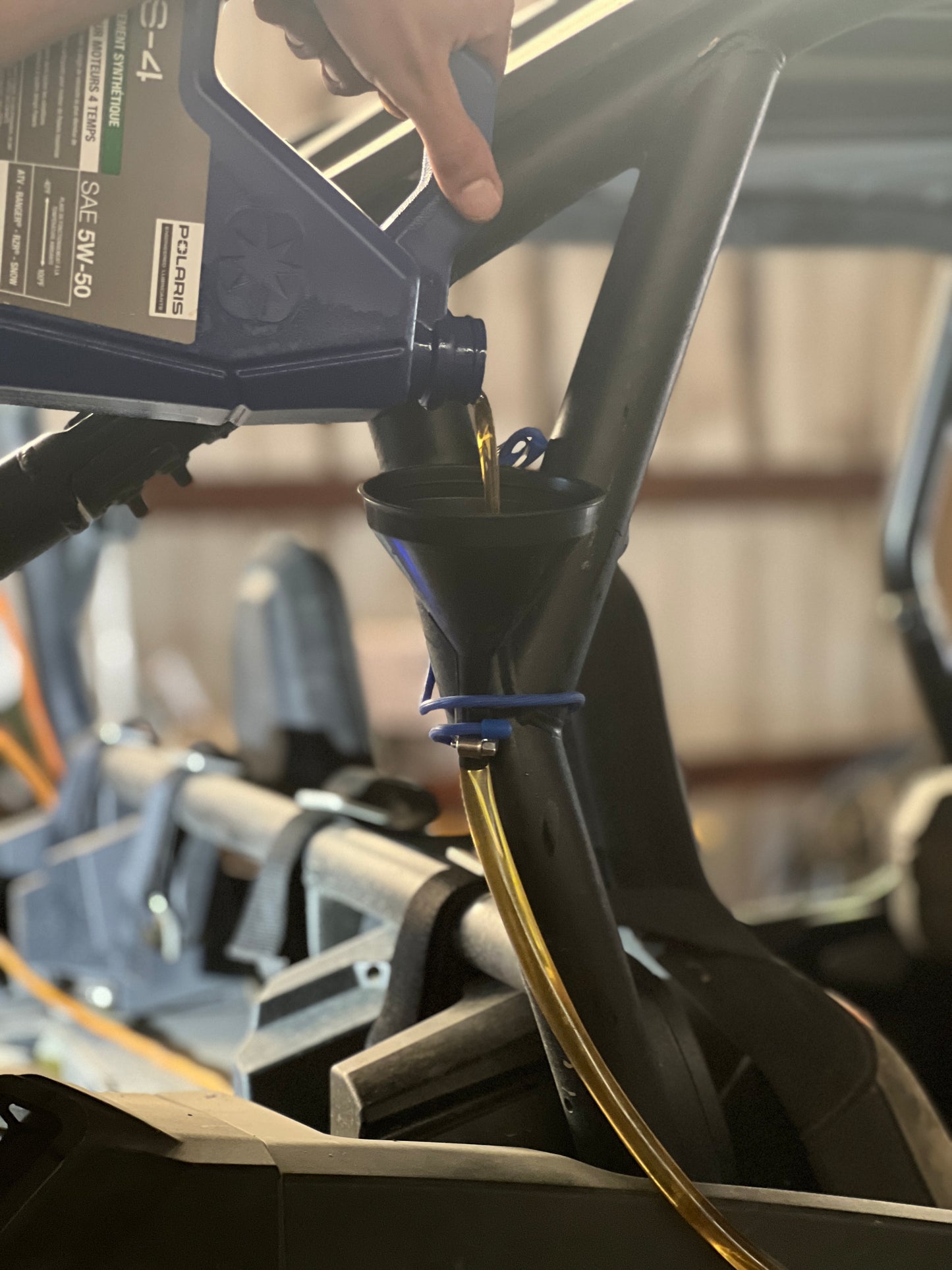 Oil top off kit (Polaris RZR 24’-25’)
